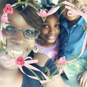 Meet your Posher, Stacey